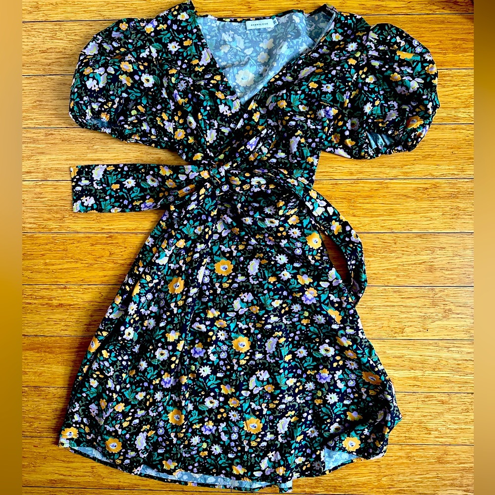 Flattering Wrap Dress with Puff Sleeves & Flared Skirt by Avantlook Size MEDIUM
